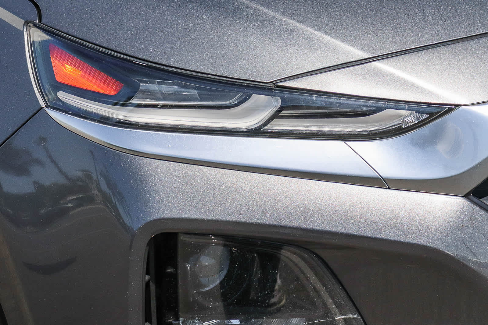 Thumbnail: 2019 Hyundai Santa Fe - 3