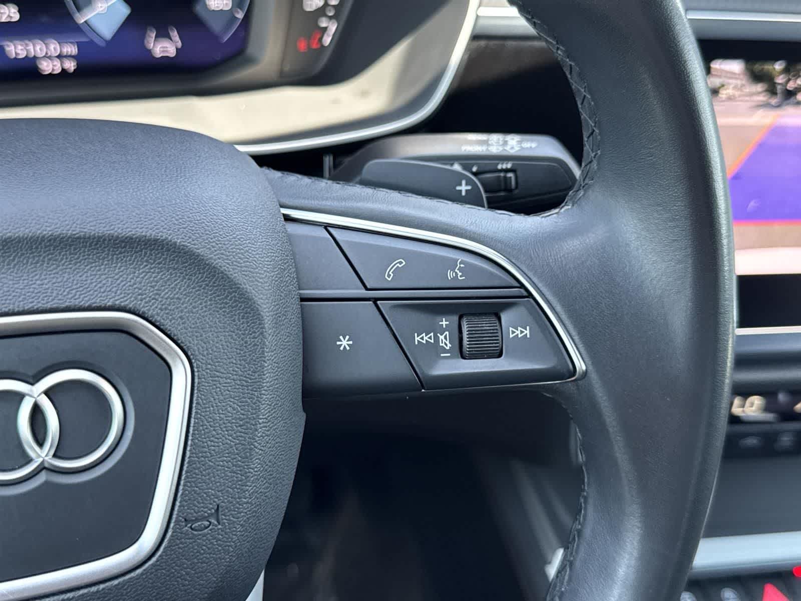 Thumbnail: 2024 Audi Q3 - 12