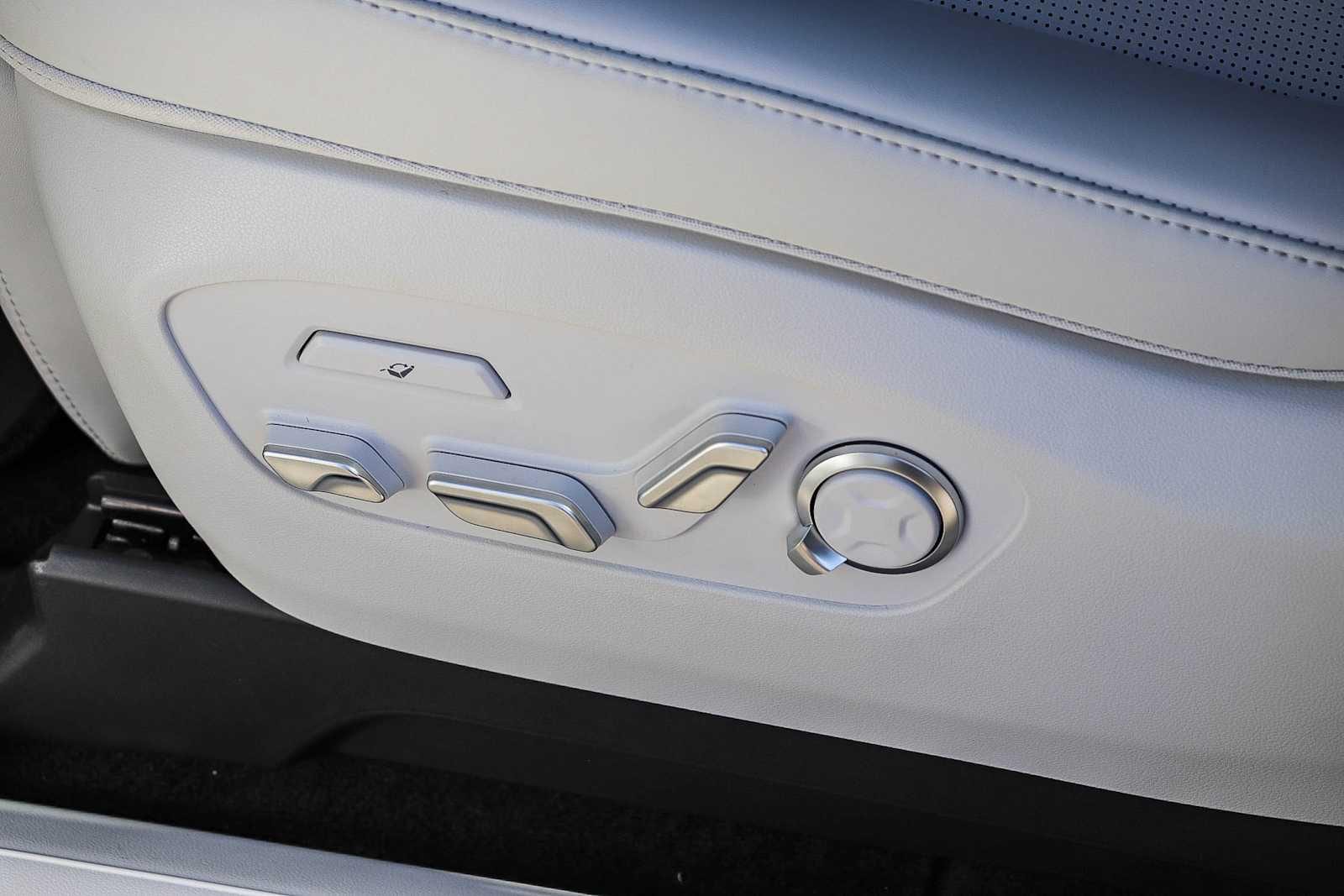 Thumbnail: 2026 Hyundai Ioniq - 25