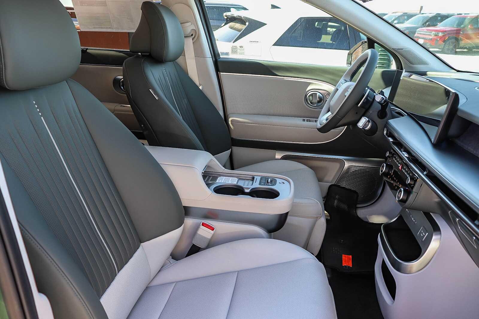 Thumbnail: 2026 Hyundai Ioniq - 22