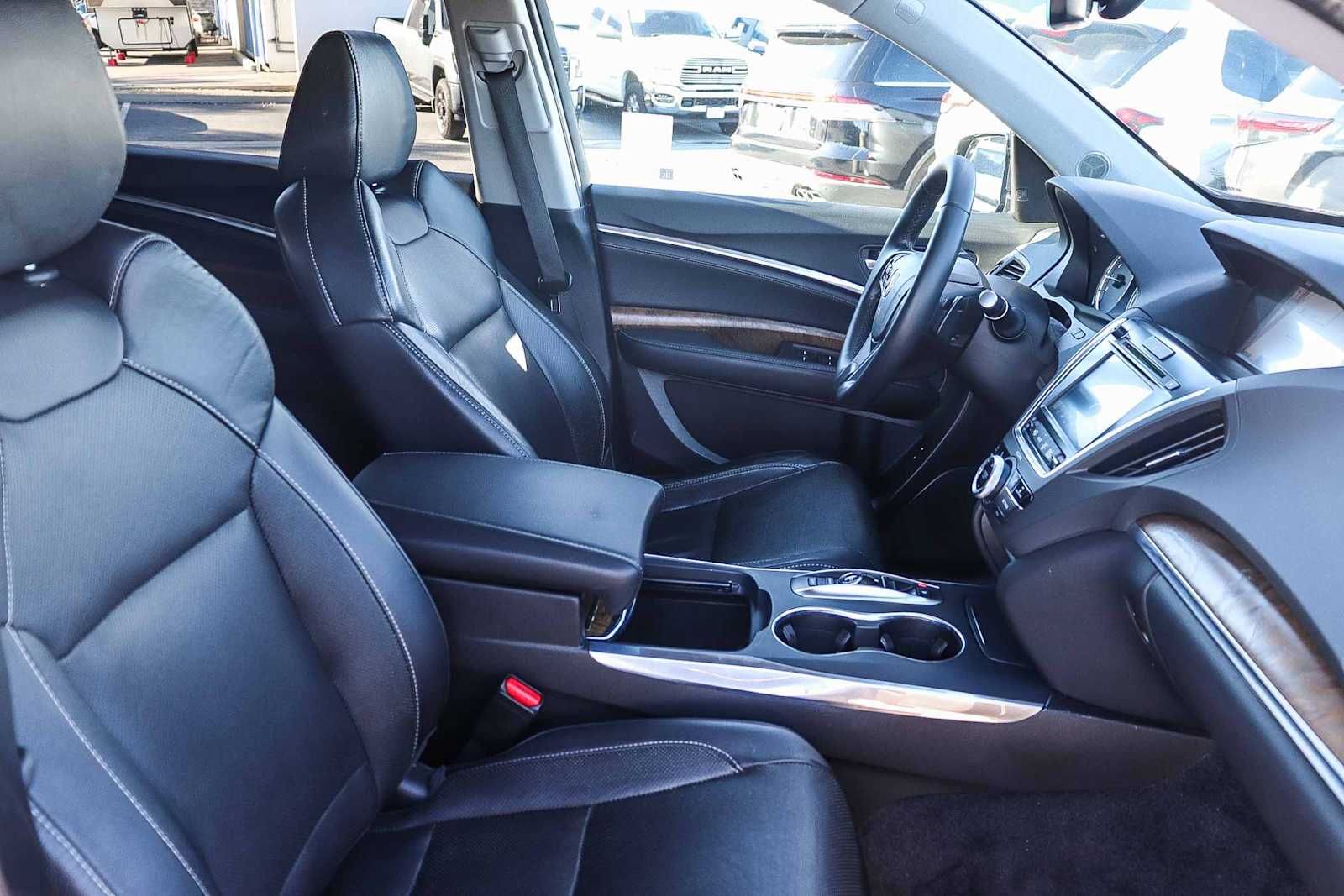 Thumbnail: 2020 Acura MDX - 18