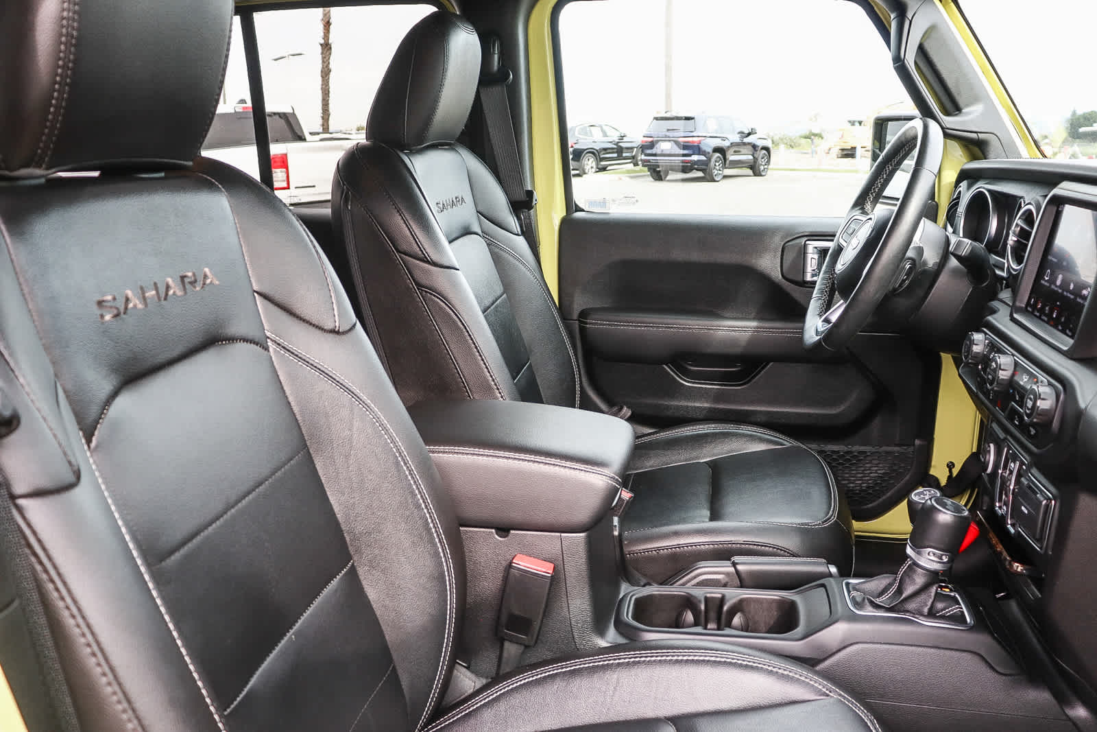 Thumbnail: 2023 Jeep Wrangler - 23