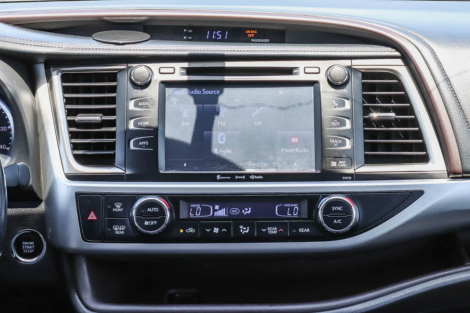 Thumbnail: 2016 Toyota Highlander - 14