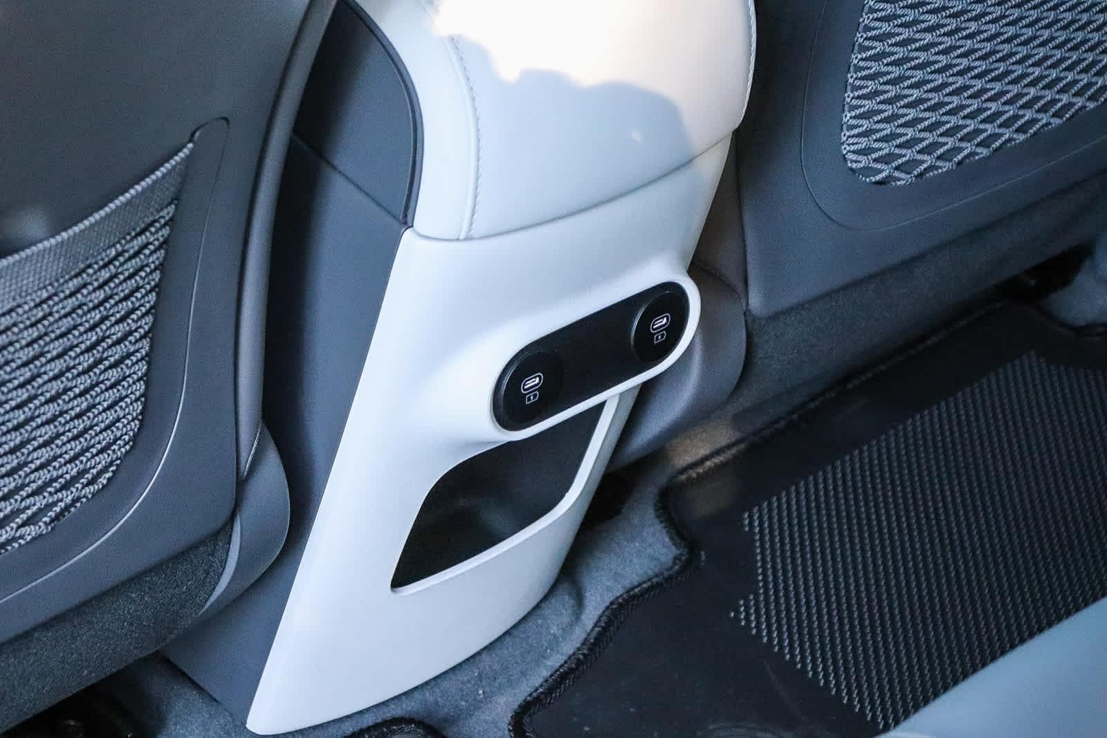 Thumbnail: 2026 Hyundai Ioniq 5 - 21