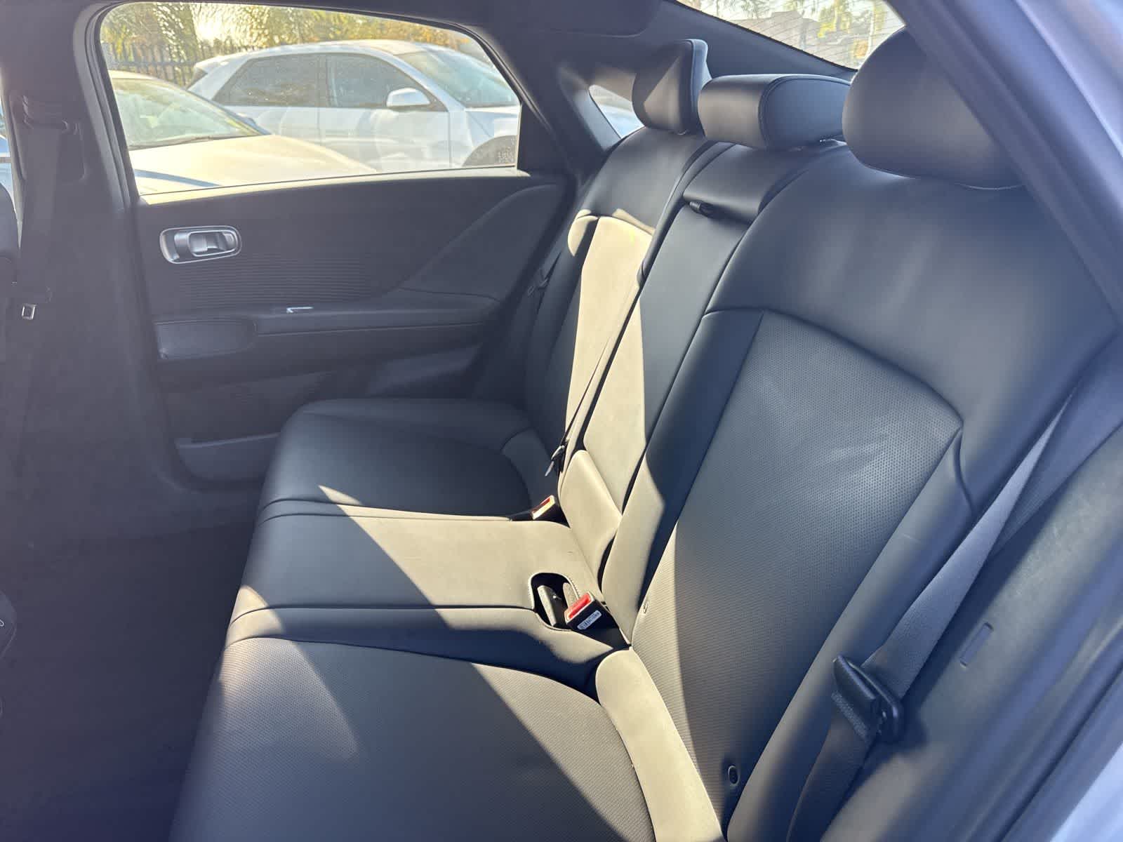 Thumbnail: 2023 Hyundai Ioniq 6 - 9