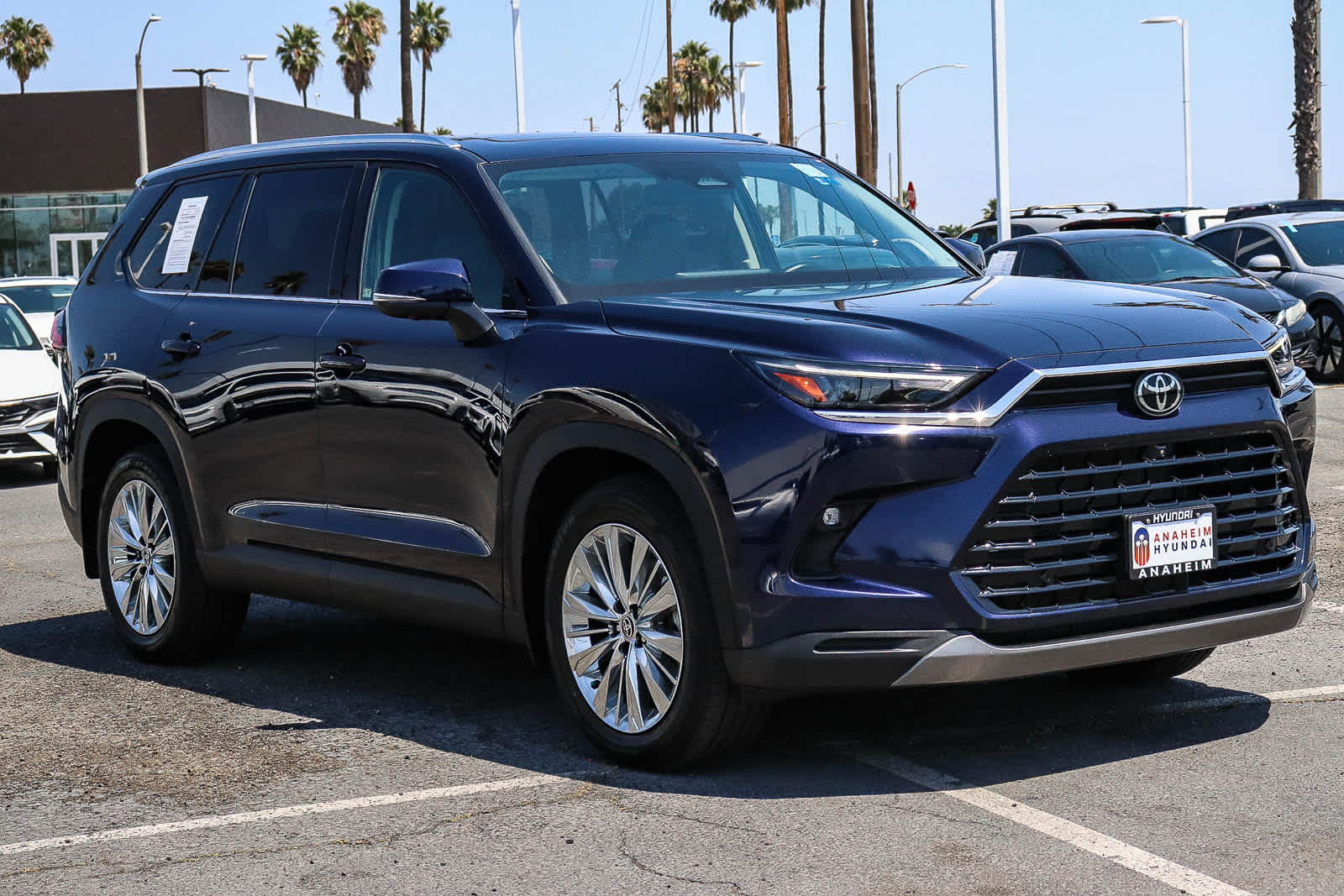 Thumbnail: 2024 Toyota Grand Highlander - 2