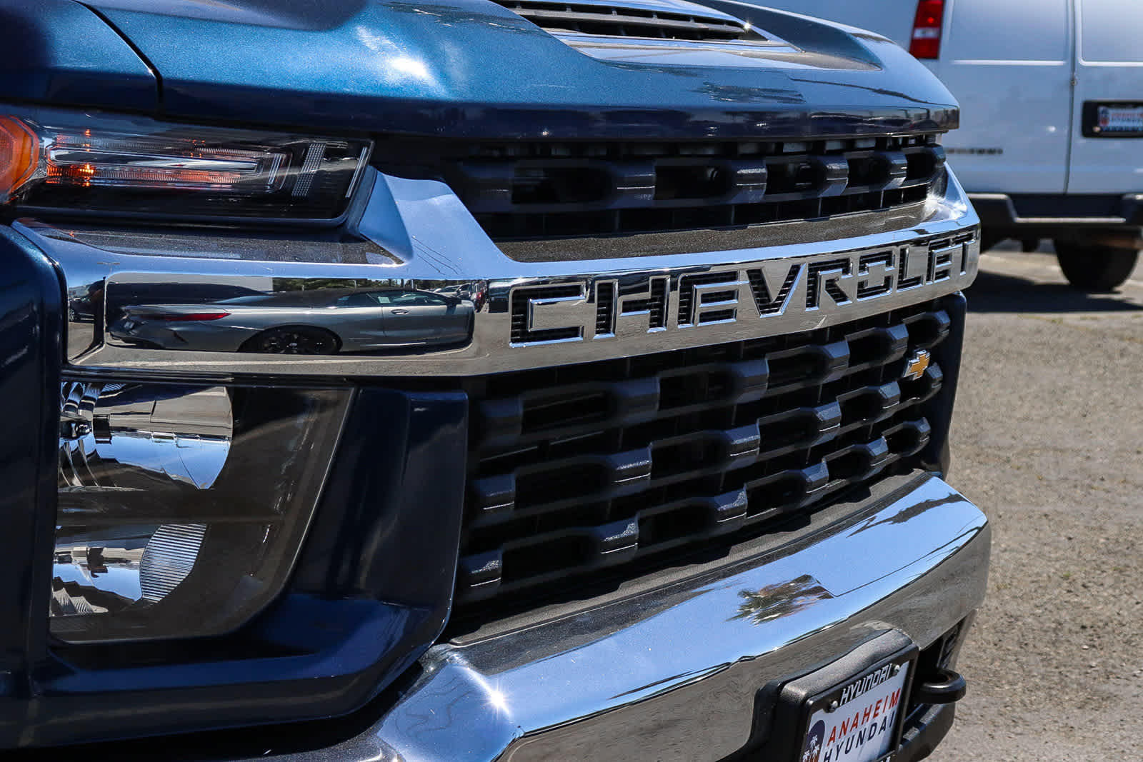 2021 Chevrolet Silverado 3500HD LT photo 4