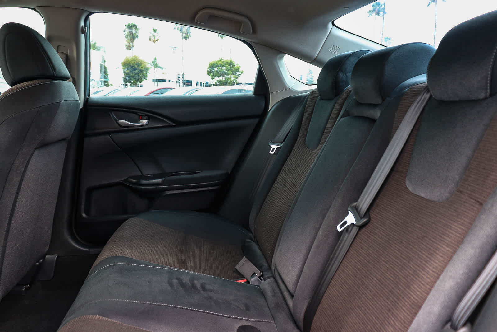Thumbnail: 2019 Honda Insight - 22