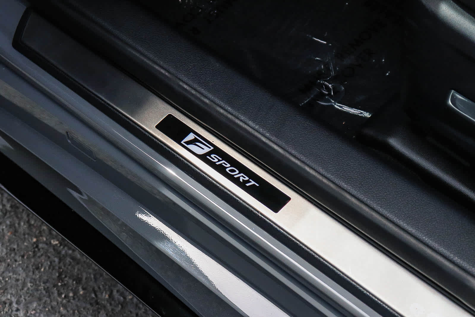 Thumbnail: 2024 Lexus IS - 17