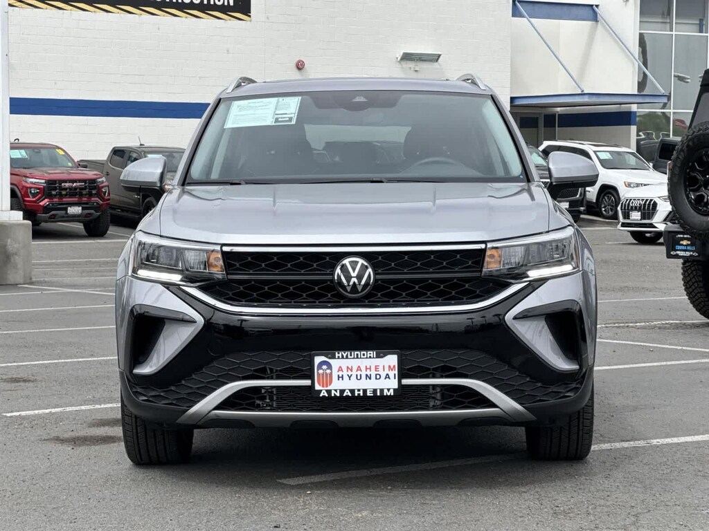 Used 2024 Volkswagen Taos SE SUV