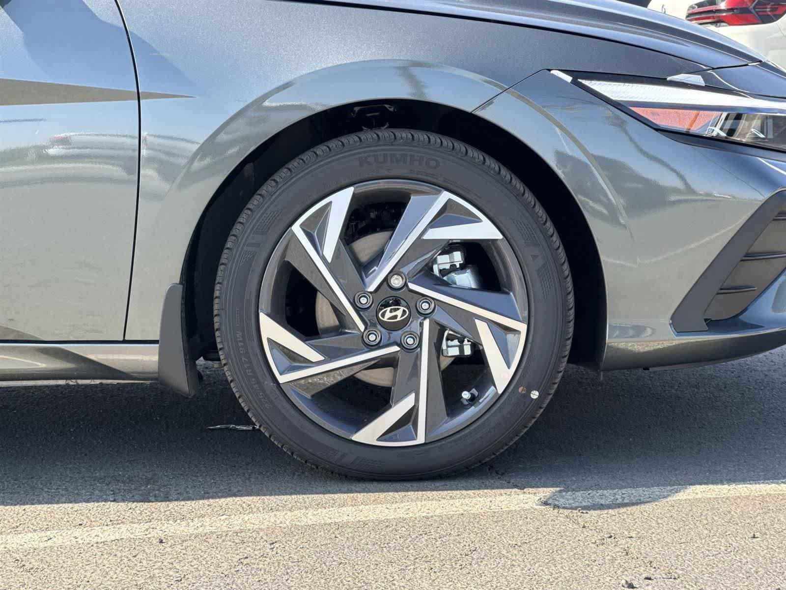 Thumbnail: 2025 Hyundai Elantra - 8