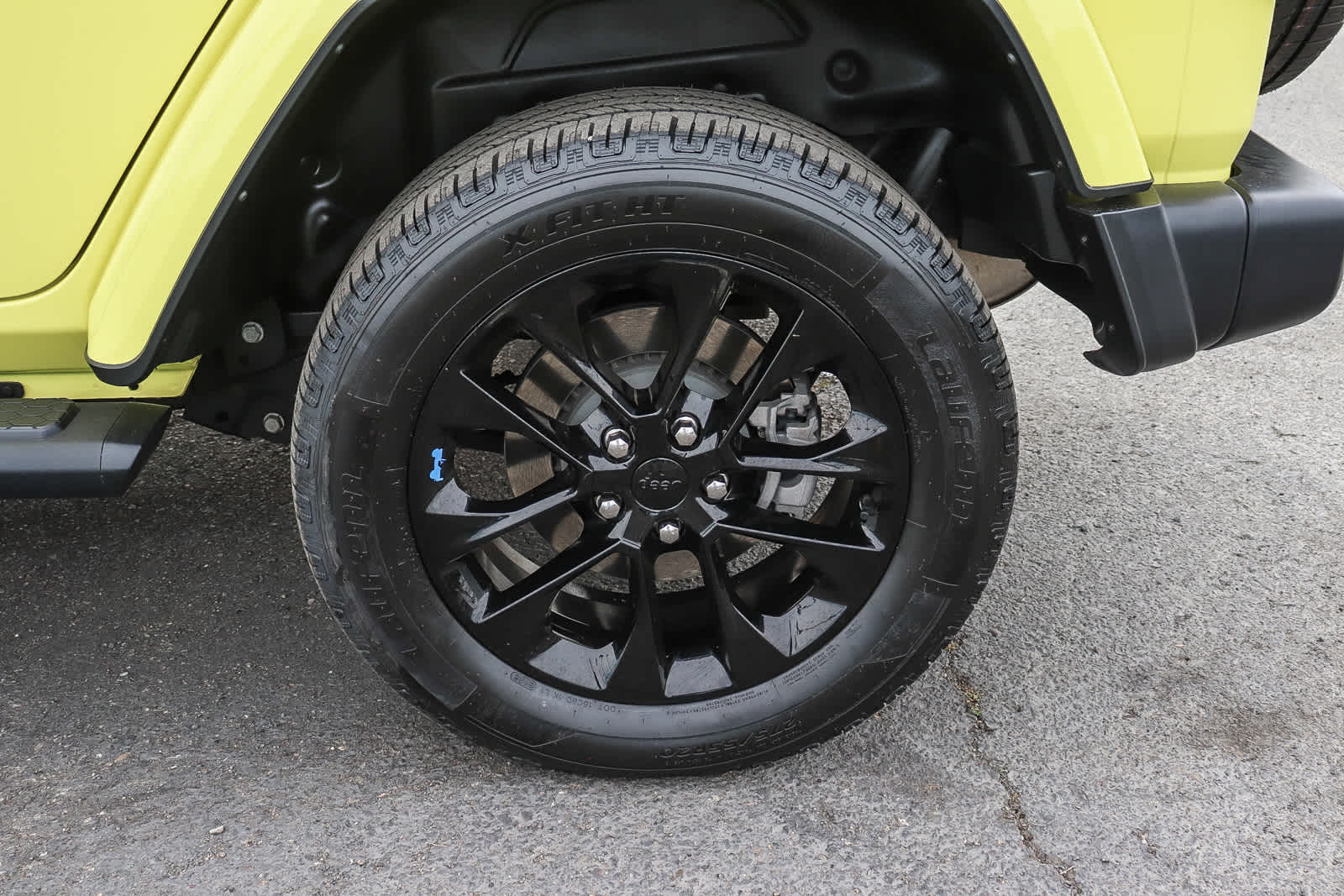 Thumbnail: 2023 Jeep Wrangler - 12