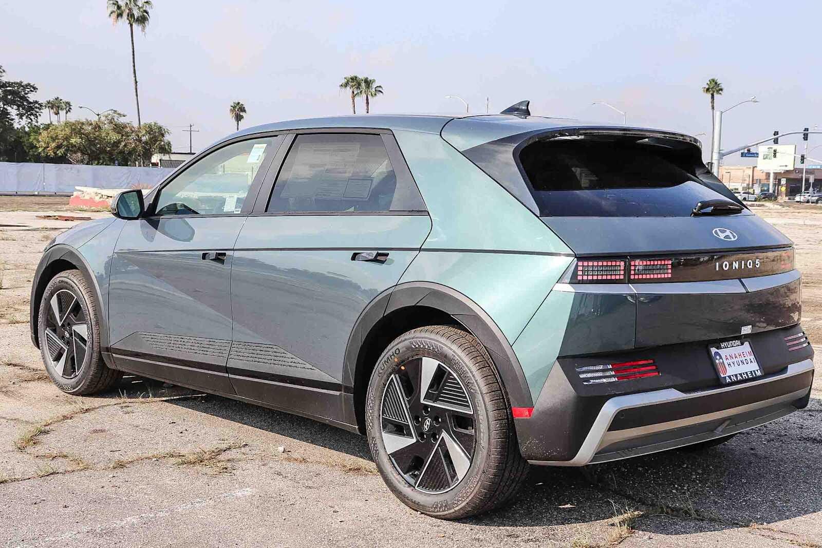 Thumbnail: 2026 Hyundai Ioniq 5 - 8