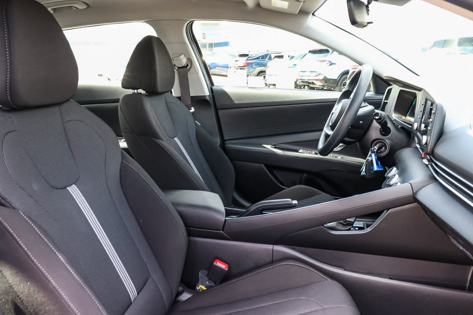 Thumbnail: 2025 Hyundai Elantra - 23