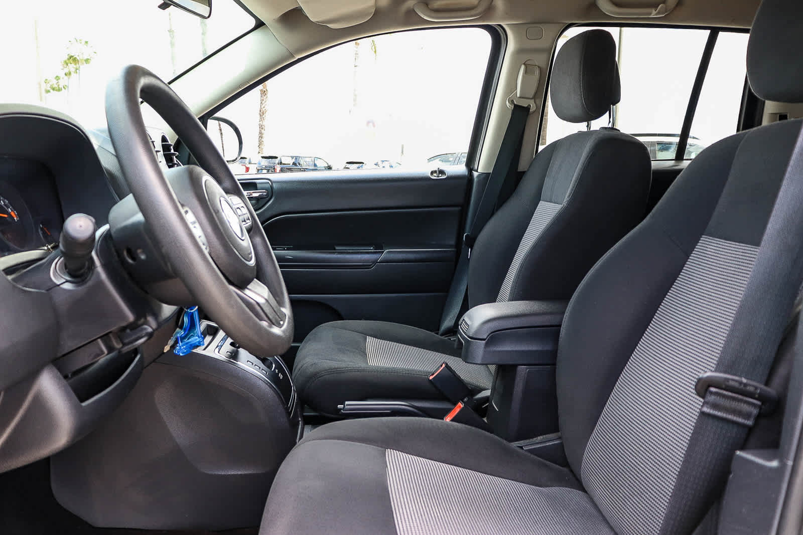Thumbnail: 2014 Jeep Compass - 24