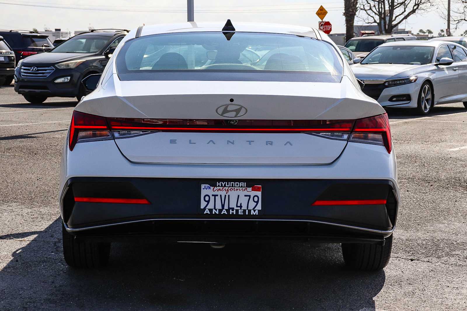 Thumbnail: 2025 Hyundai Elantra - 7