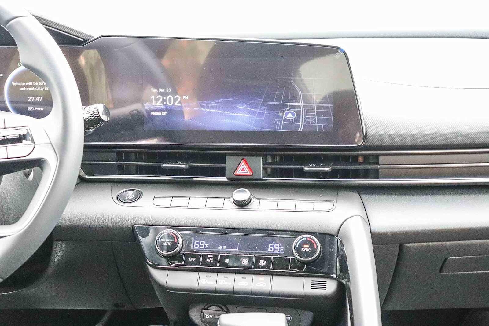 Thumbnail: 2026 Hyundai Elantra - 15