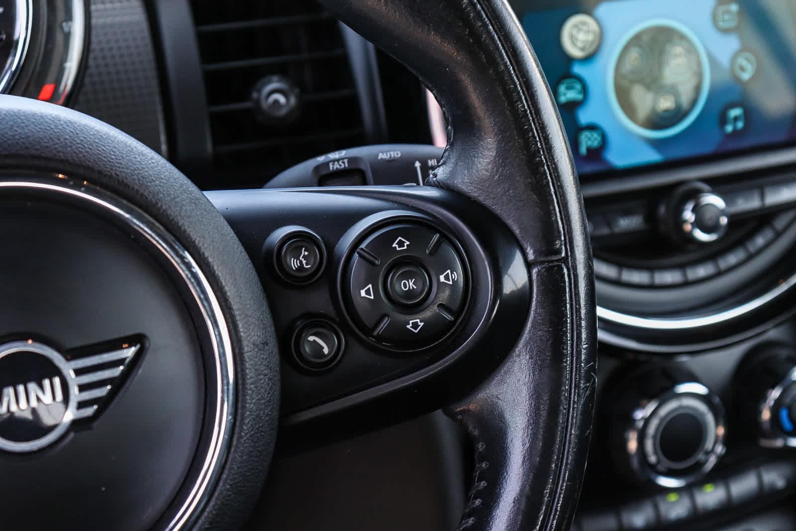 Thumbnail: 2019 MINI Cooper - 23