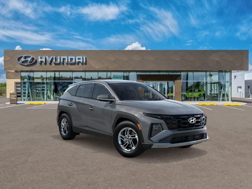 New 2025 Hyundai Tucson SE FWD SUV