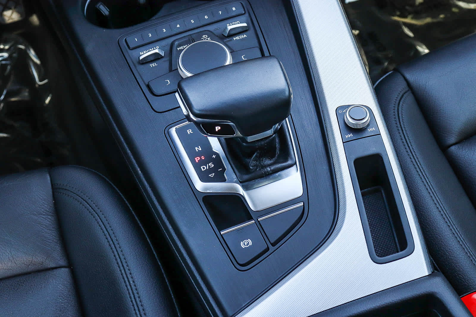 Thumbnail: 2018 Audi A4 - 20