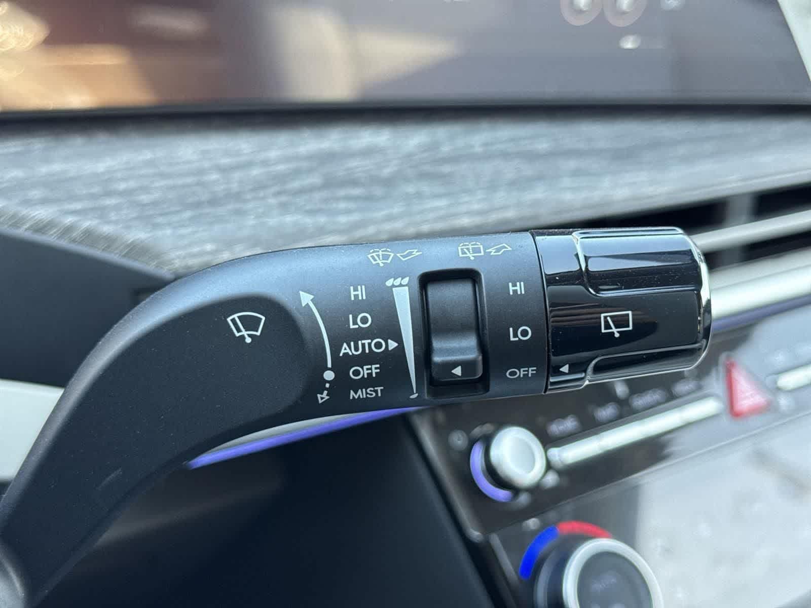 Thumbnail: 2025 Hyundai Santa Fe - 32