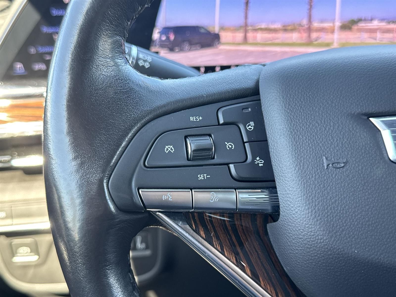 Thumbnail: 2023 Cadillac Escalade - 10