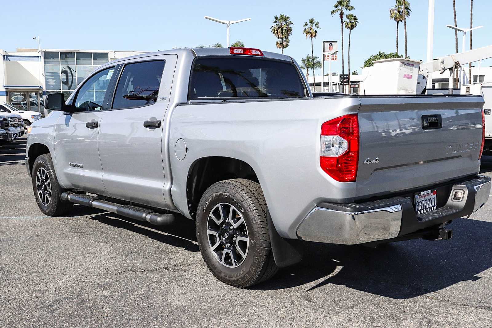 Thumbnail: 2016 Toyota Tundra - 8