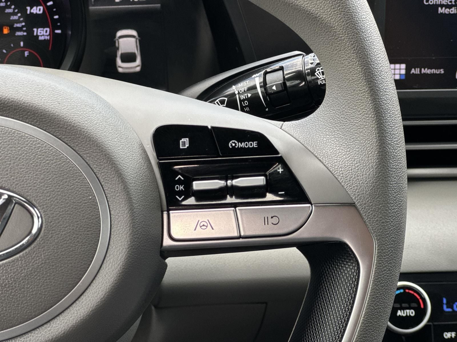 Thumbnail: 2022 Hyundai Elantra - 11