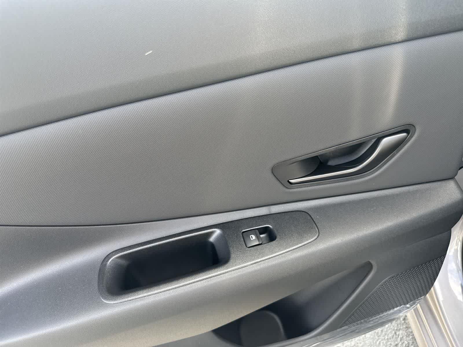 Thumbnail: 2025 Hyundai Elantra - 25