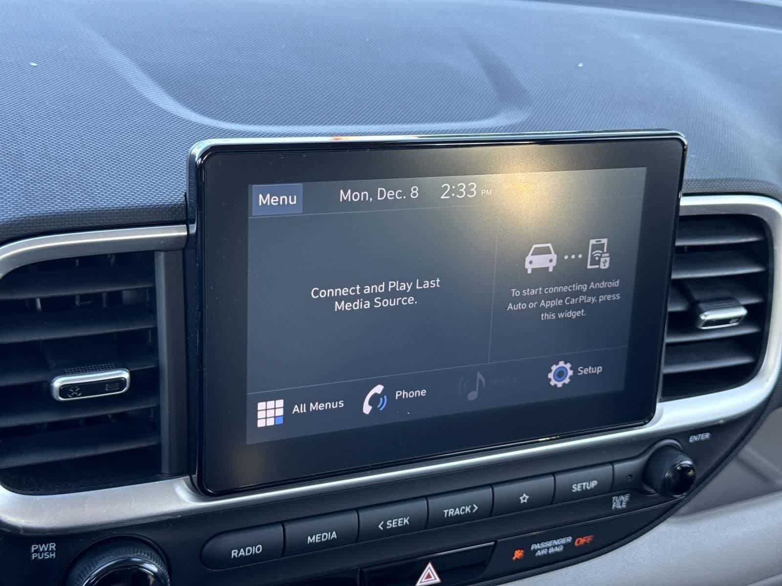 Thumbnail: 2022 Hyundai Venue - 27