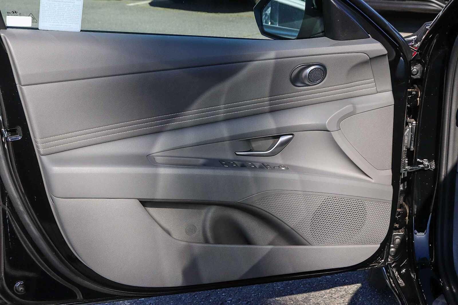 Thumbnail: 2026 Hyundai Elantra - 22