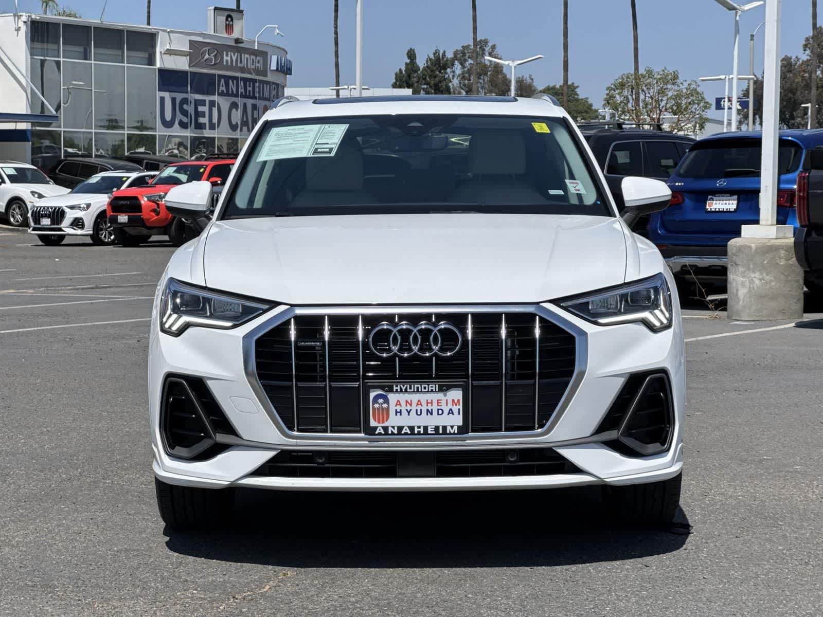 2024 Audi Q3 S line Premium photo 2