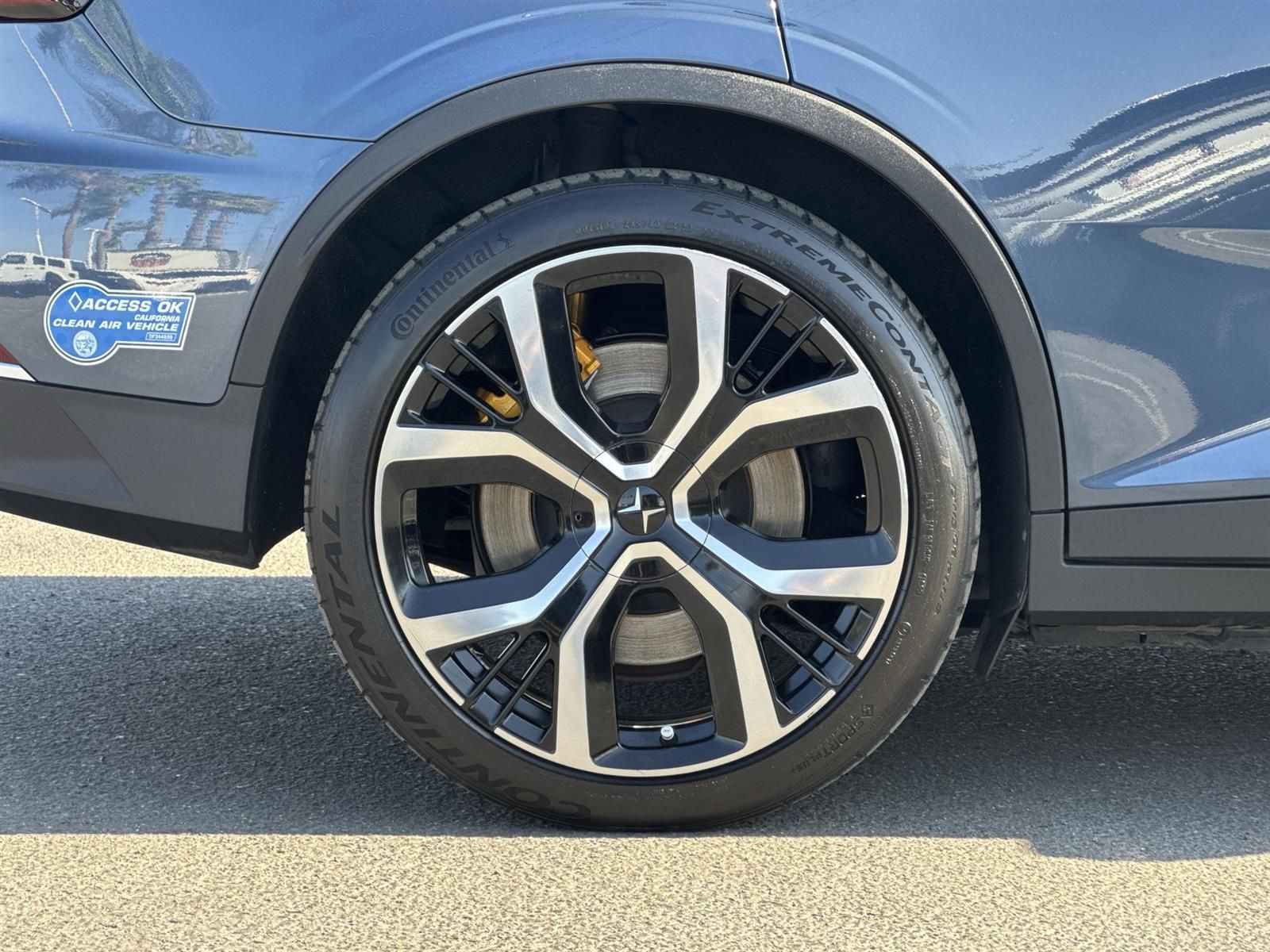 Thumbnail: 2021 Polestar 2 - 40