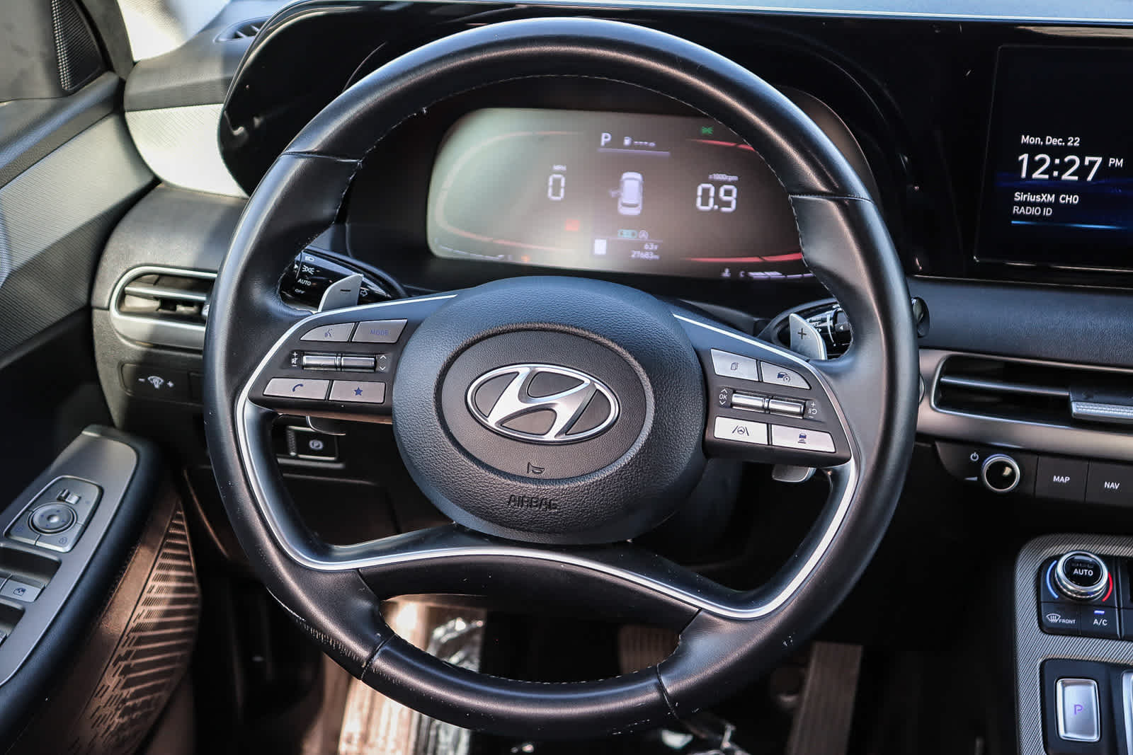 Thumbnail: 2023 Hyundai Palisade - 16