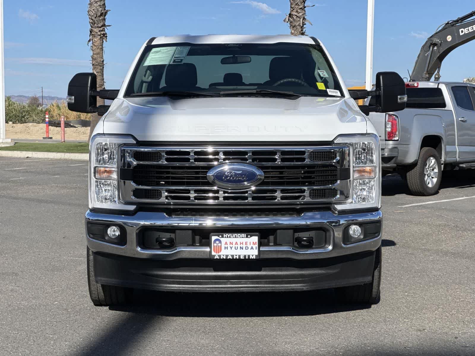 2024 Ford F-250 XLT photo 2