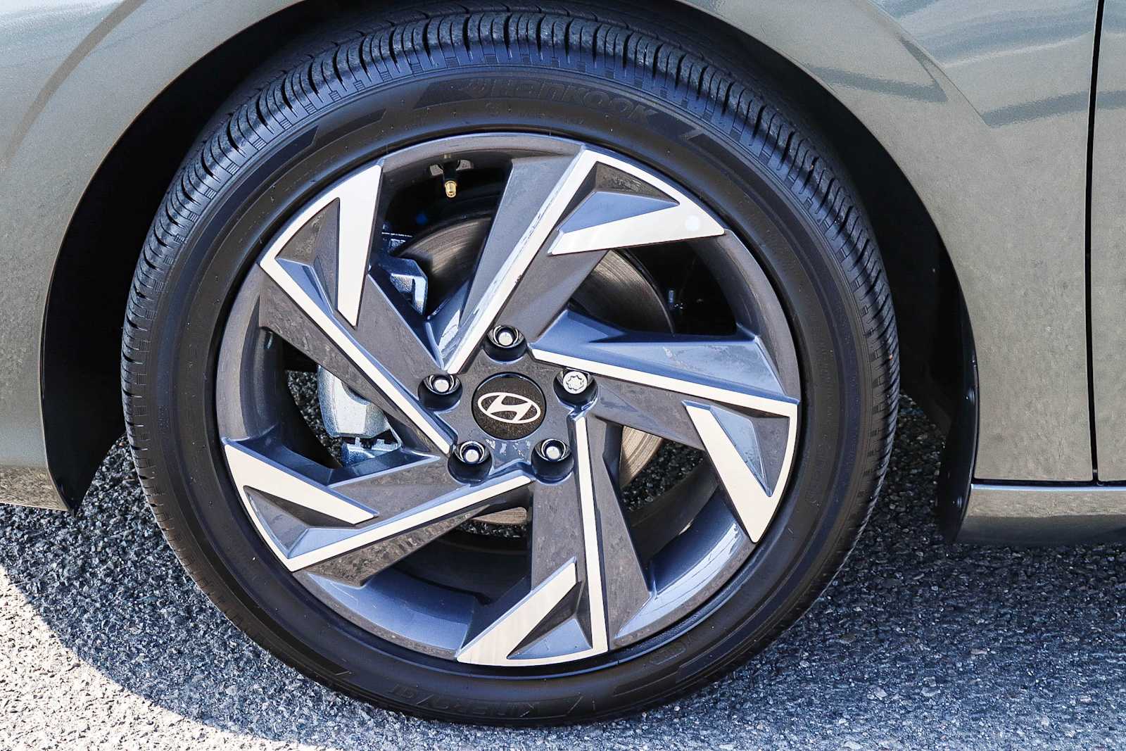 Thumbnail: 2025 Hyundai Elantra - 12