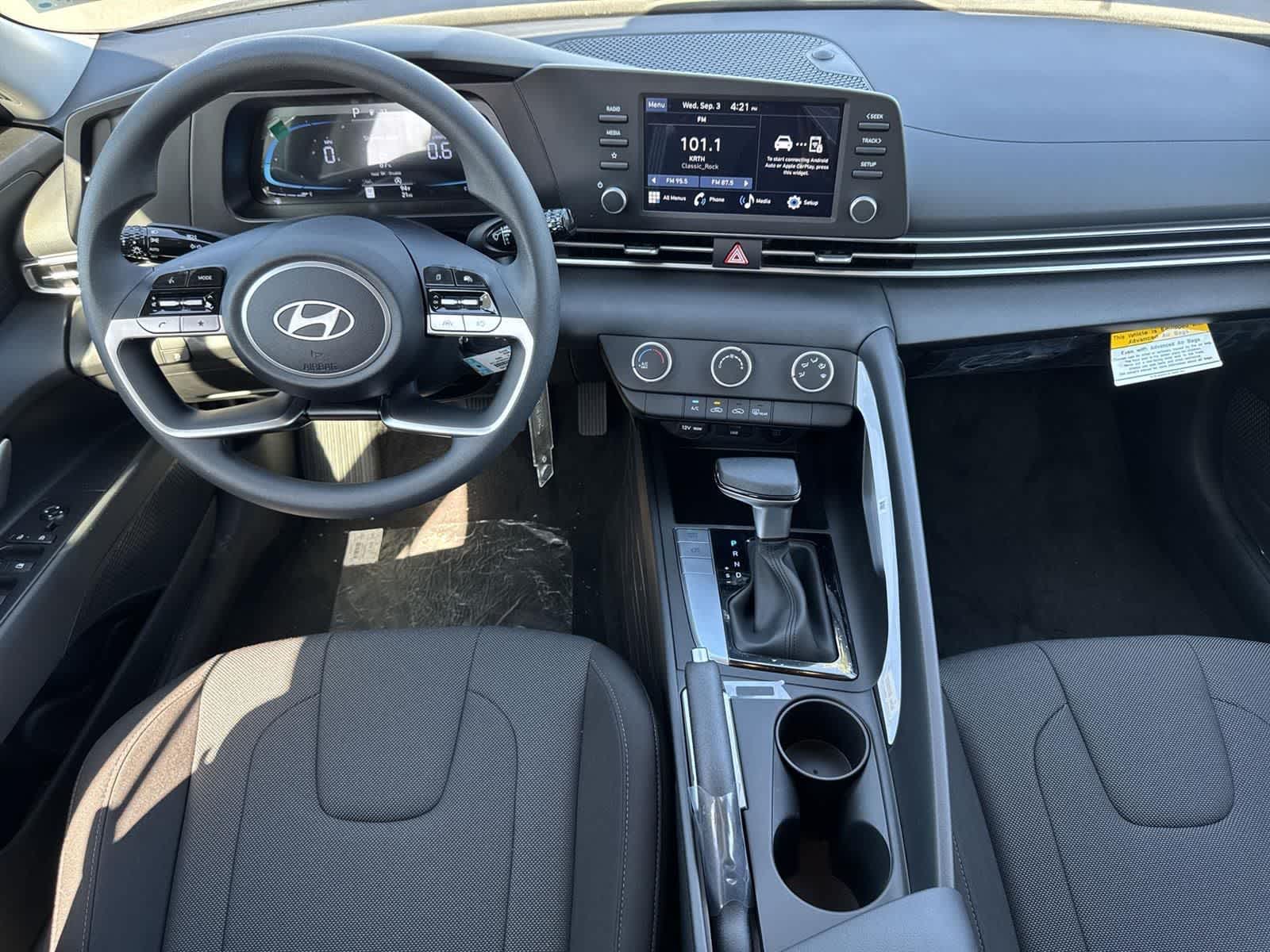 Thumbnail: 2025 Hyundai Elantra - 9