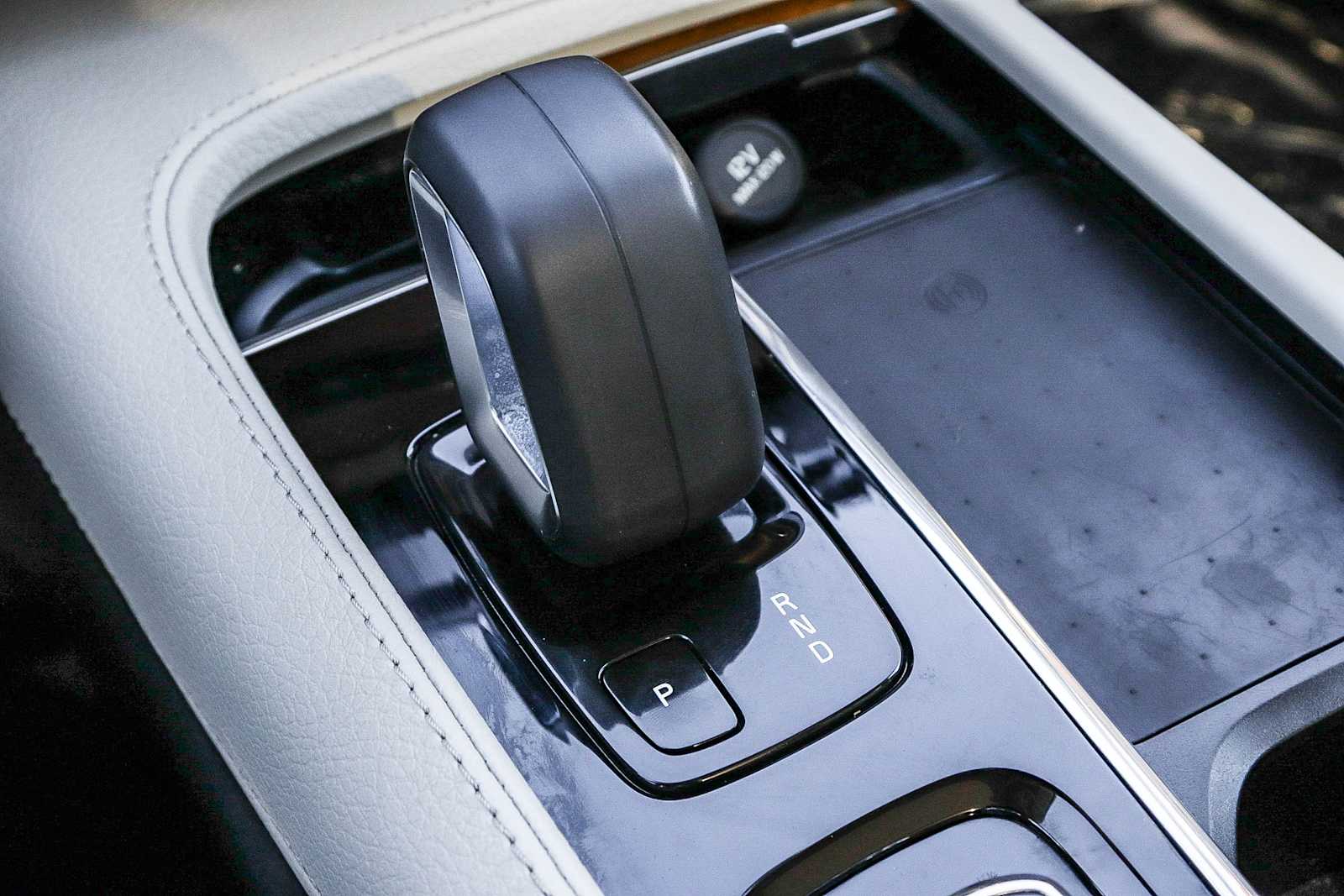 Thumbnail: 2022 Volvo XC90 - 29