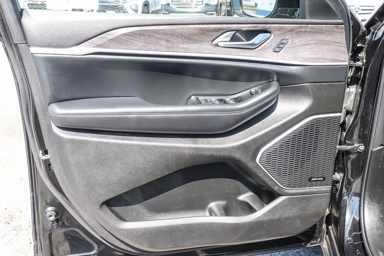 Thumbnail: 2021 Jeep Grand Cherokee L - 26