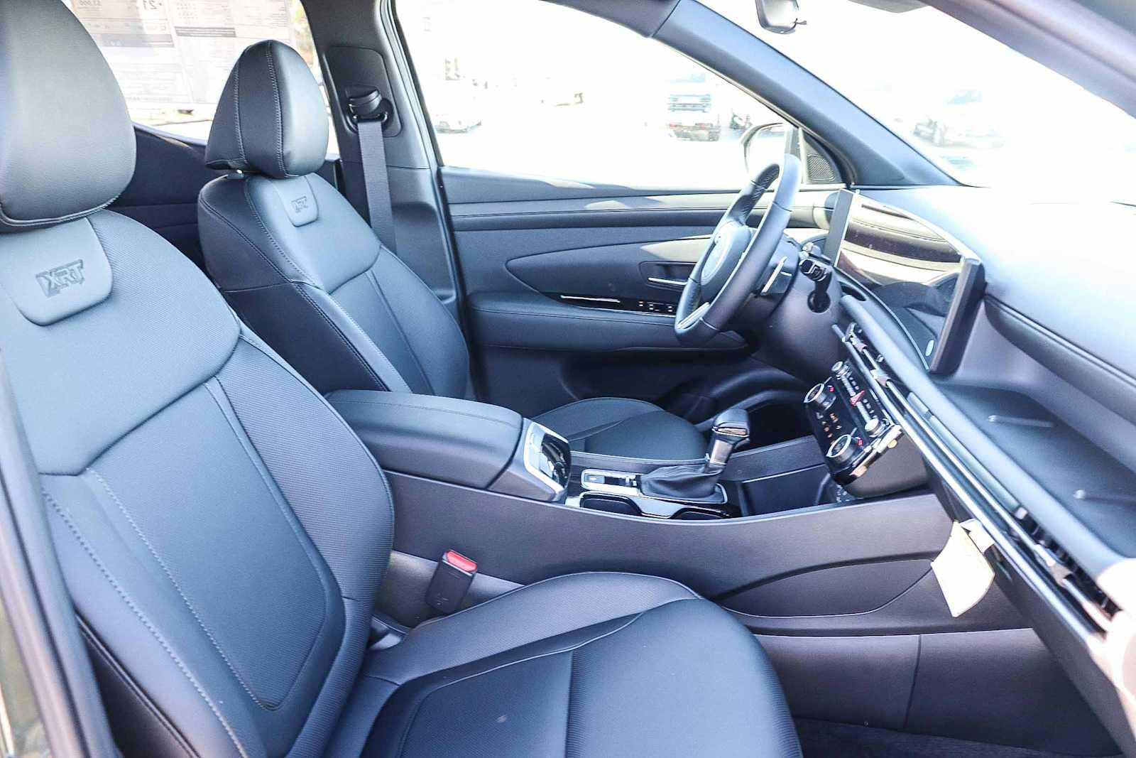 Thumbnail: 2025 Hyundai Santa Cruz - 20