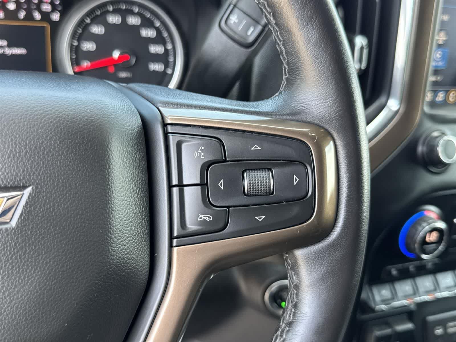 Thumbnail: 2021 Chevrolet Silverado 1500 - 12