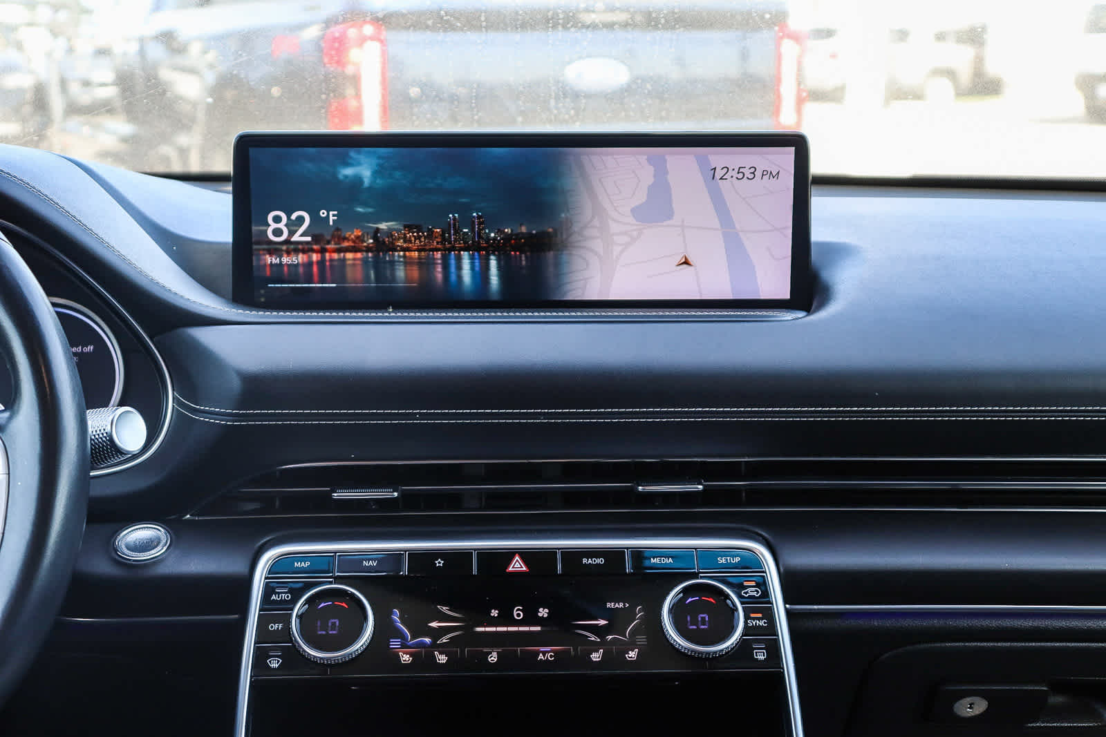 Thumbnail: 2021 Genesis GV80 - 14