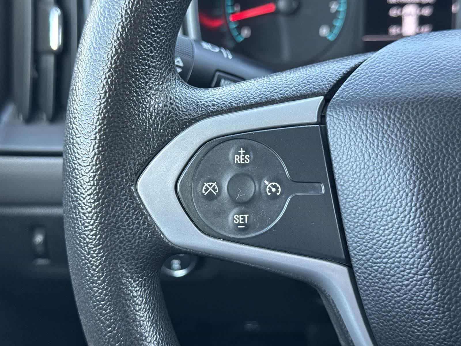 Thumbnail: 2018 Chevrolet Colorado - 22