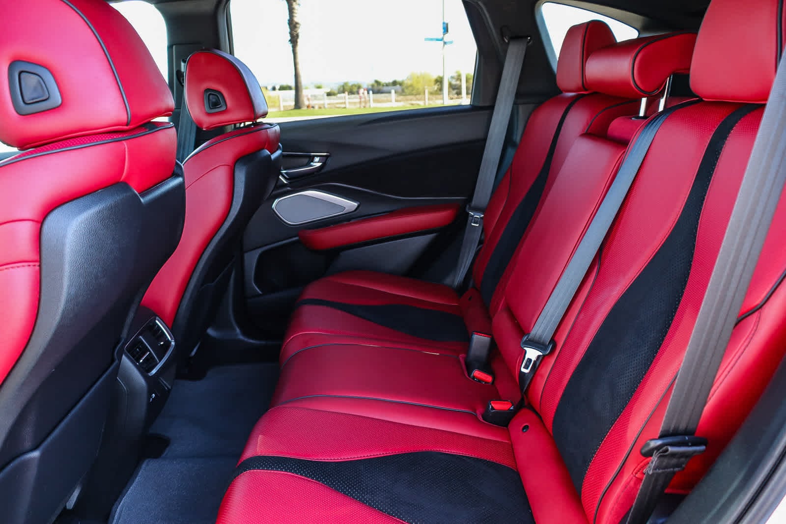 Thumbnail: 2022 Acura RDX - 18