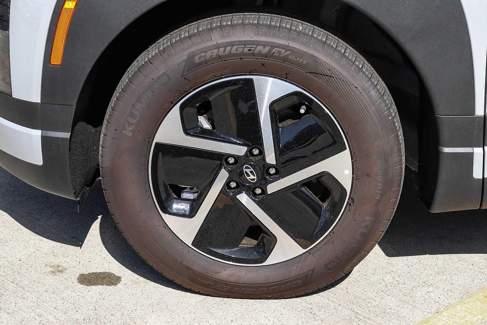 Thumbnail: 2026 Hyundai Ioniq - 12