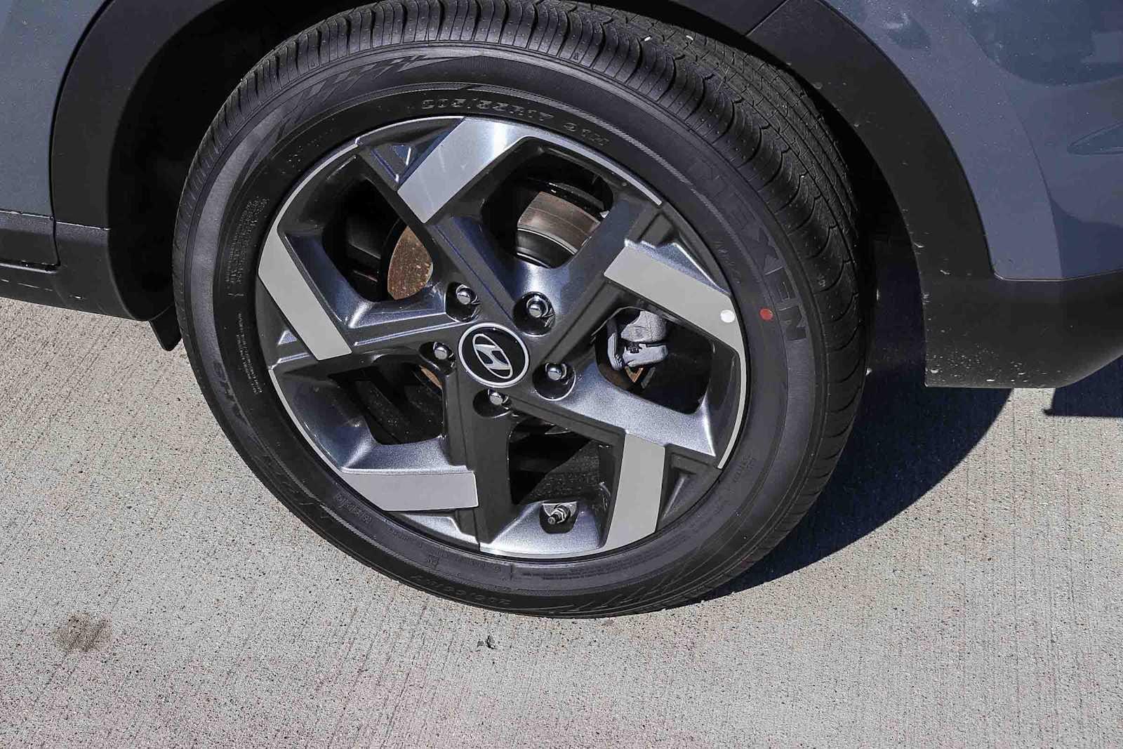 Thumbnail: 2026 Hyundai Venue - 11