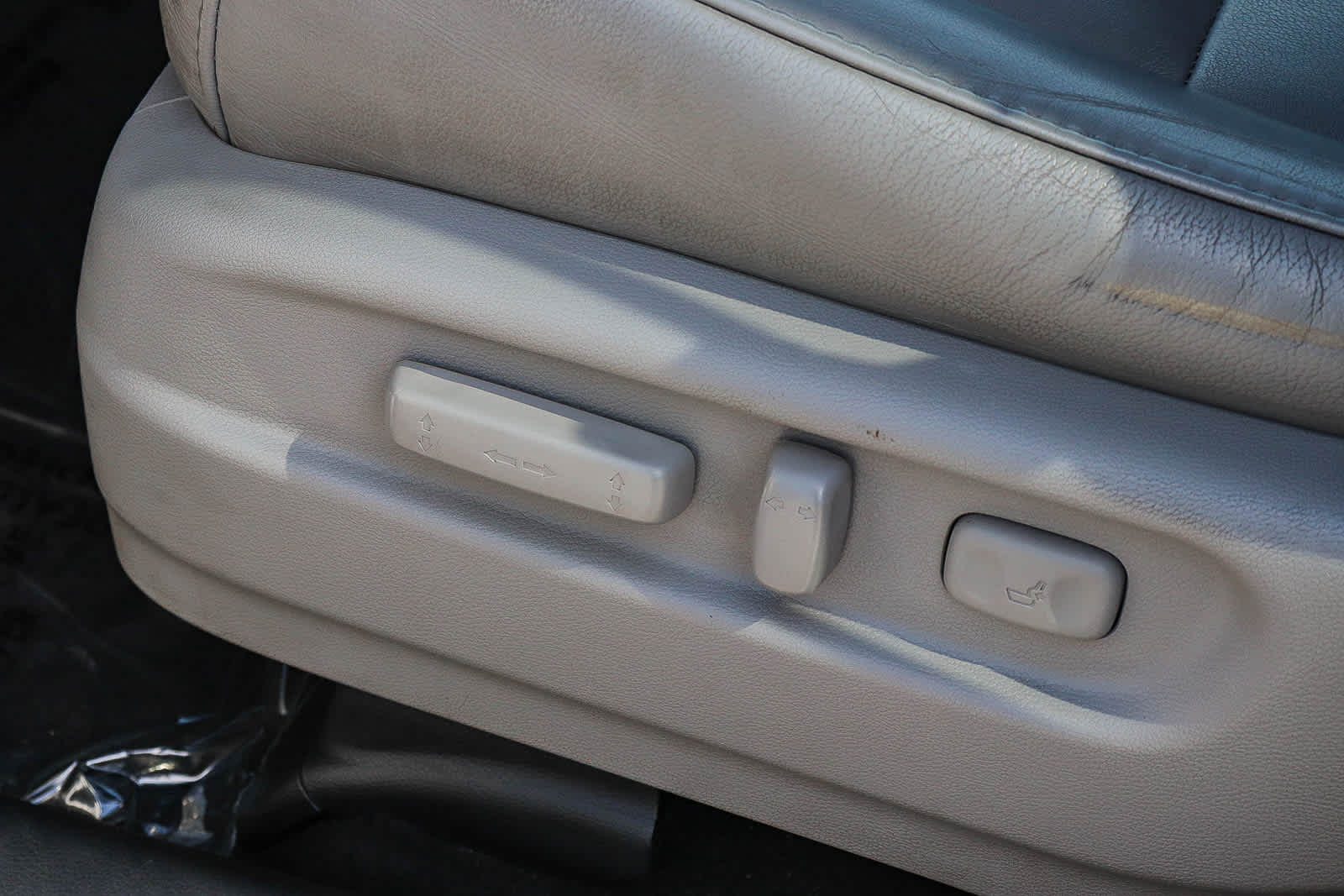 Thumbnail: 2017 Honda Pilot - 30