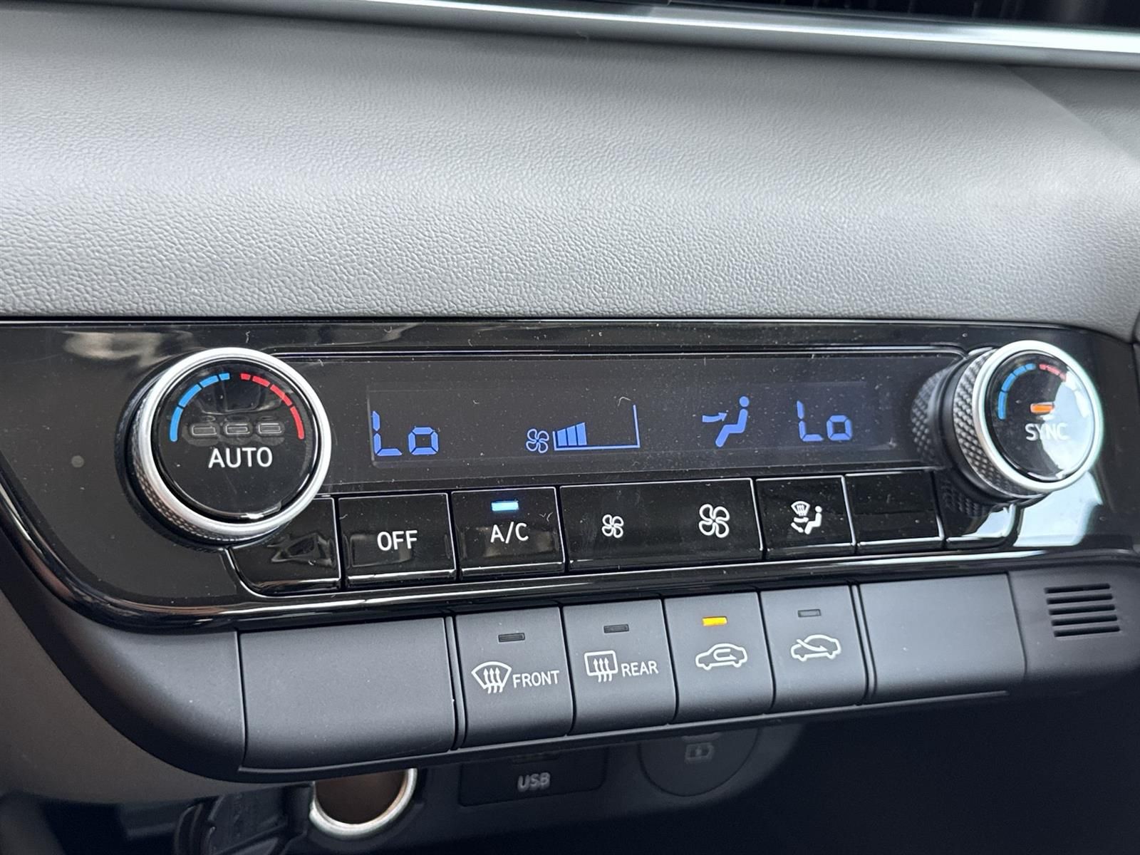 Thumbnail: 2025 Hyundai Elantra - 12