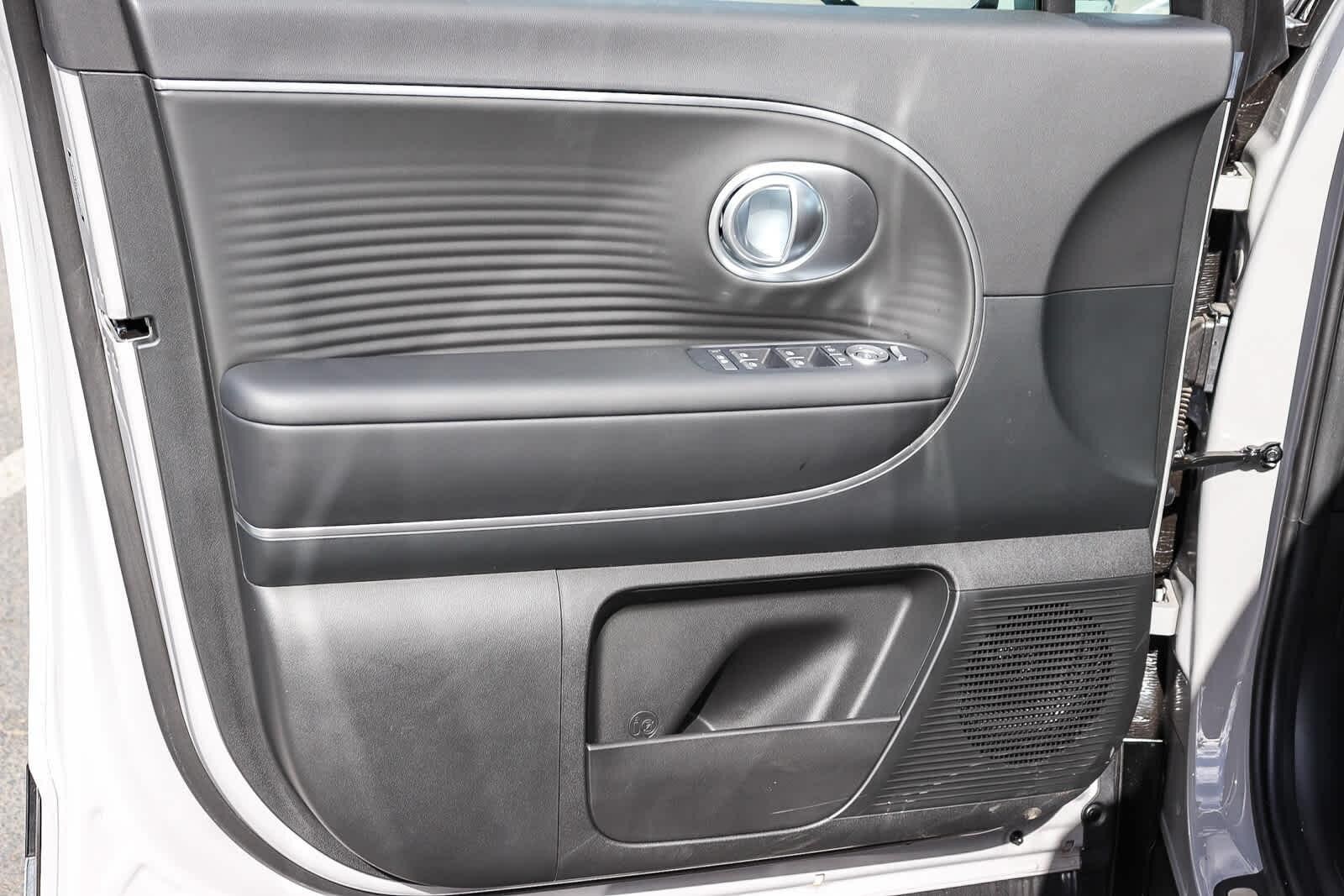 Thumbnail: 2026 Hyundai Ioniq - 22