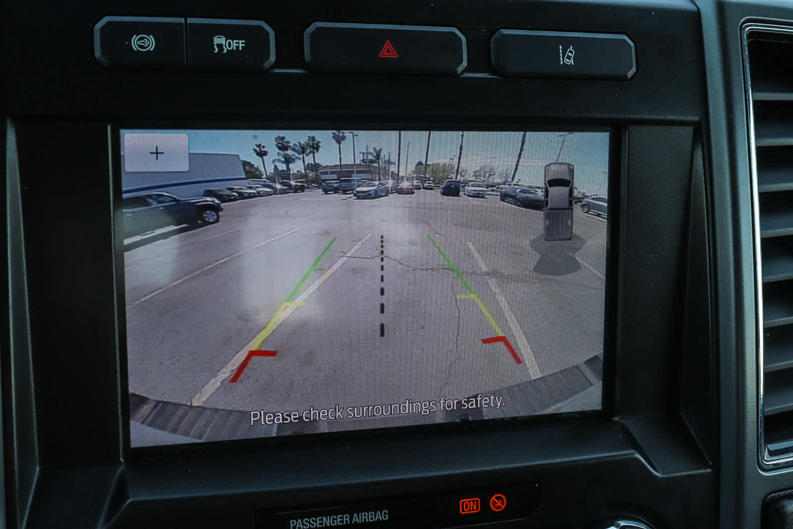 Thumbnail: 2020 Ford Econoline - 30